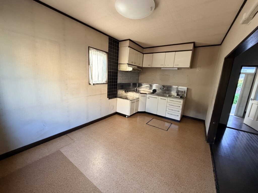 西16南4【中古住宅】4LDK