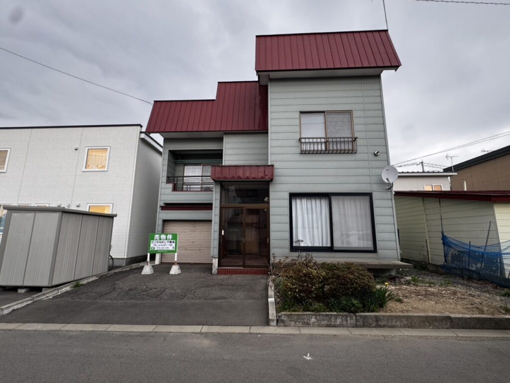 木野公園下町　建物付き売り土地
